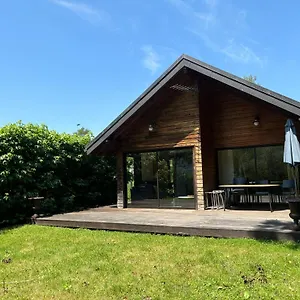 Chalet Les Pieds Dans L'eau Aiguebelette Nances